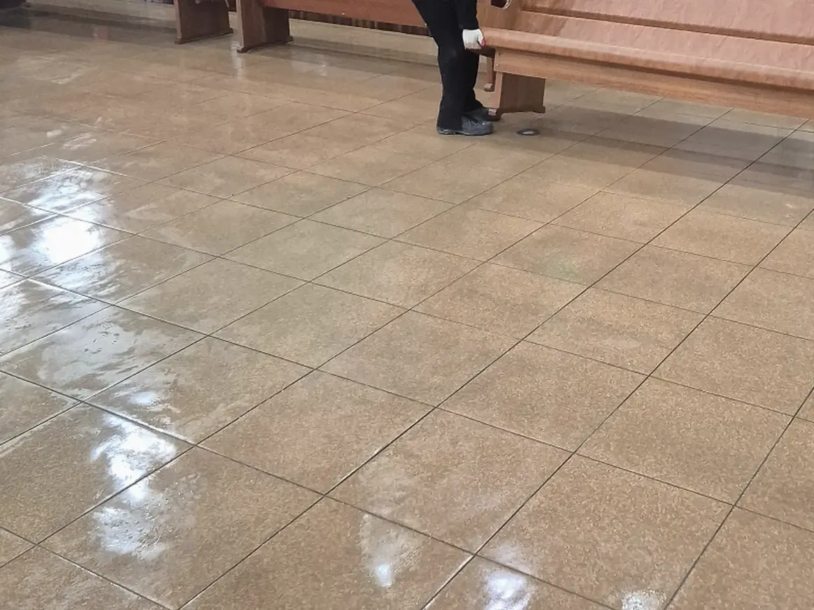 나주시 노안면 예배당 방송실 장비 주변 정밀 위생청소 사례 - 행진크린